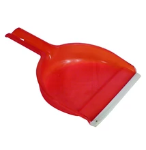 Csenge gumis szemétlapát